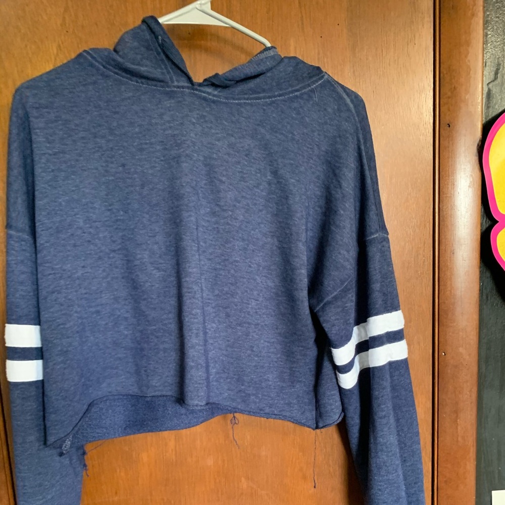 Rue 21 cropped sweatshirt